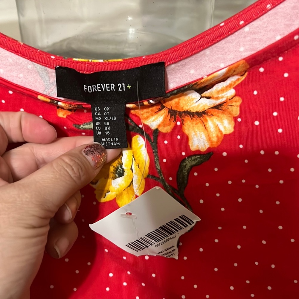 Forever 21 Plus Size Mini Dress - Picture 2 of 4